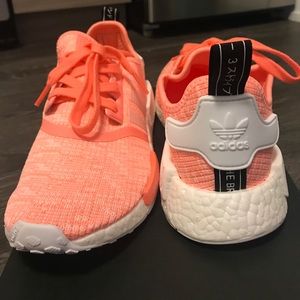 Adidas NMD R1 - Sun Glow/White/Haze Coral